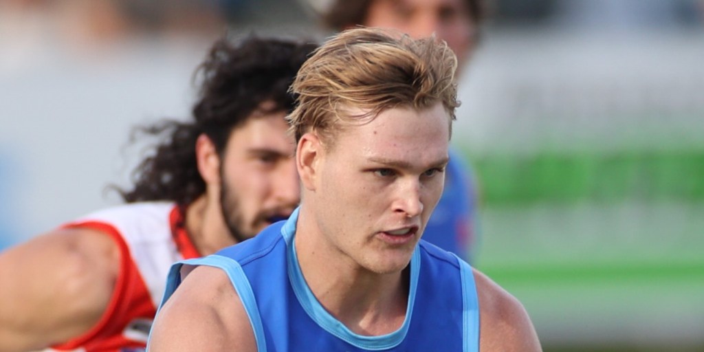 Star returns to Heads