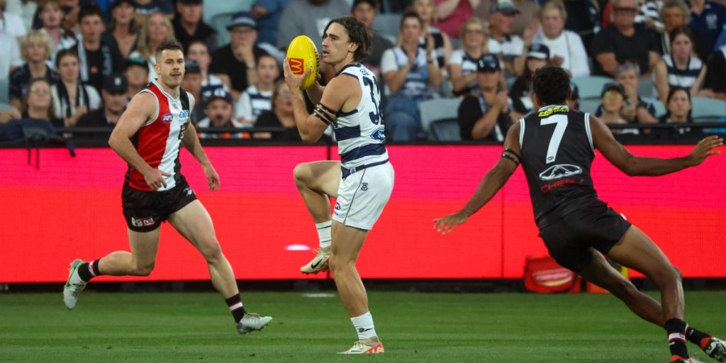 Eagles eye off Miers