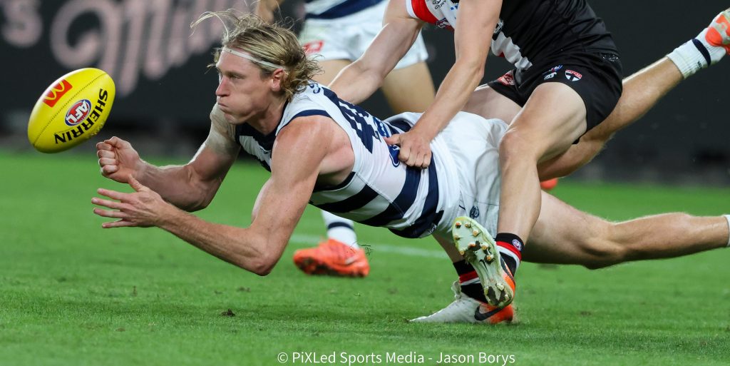 Blitz to miss meeting with Roos