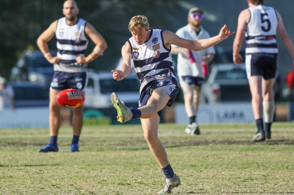 Centrals welcome Lara skipper