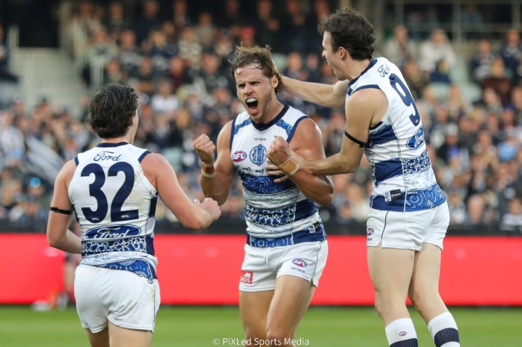 Kola returns among three changes for Cats