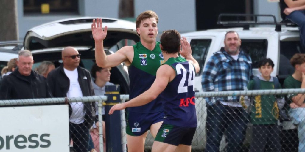 Saints maintain hold on ‘Pold