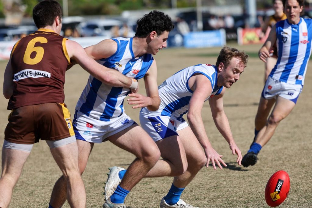 Roos bounce Hawks out of finals
