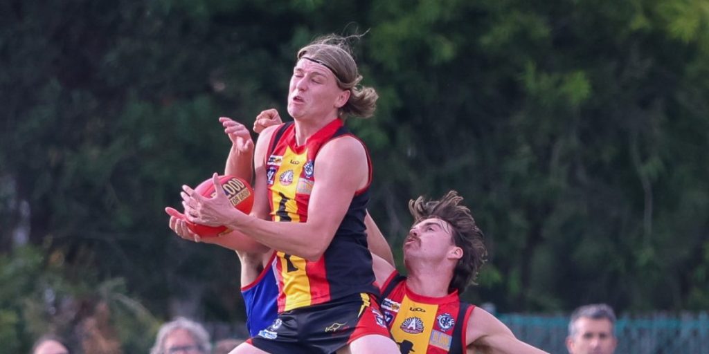 Leonard returns to Couta Bowl