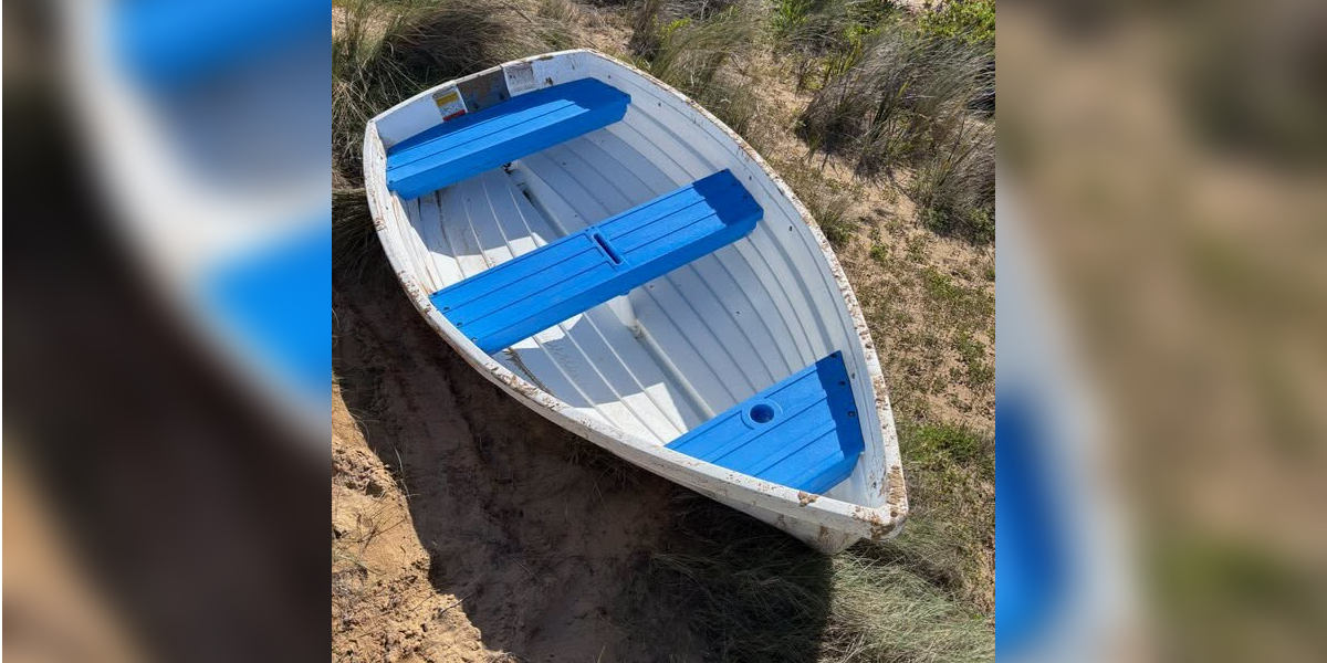 Police searching for boat skipper