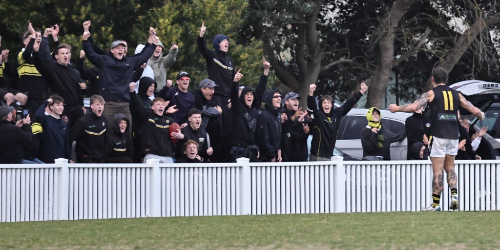 Tigers into decider